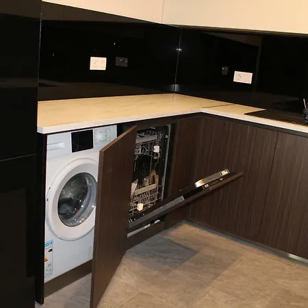 Preslav-luxury Near A Metro Station Apartment Sofia